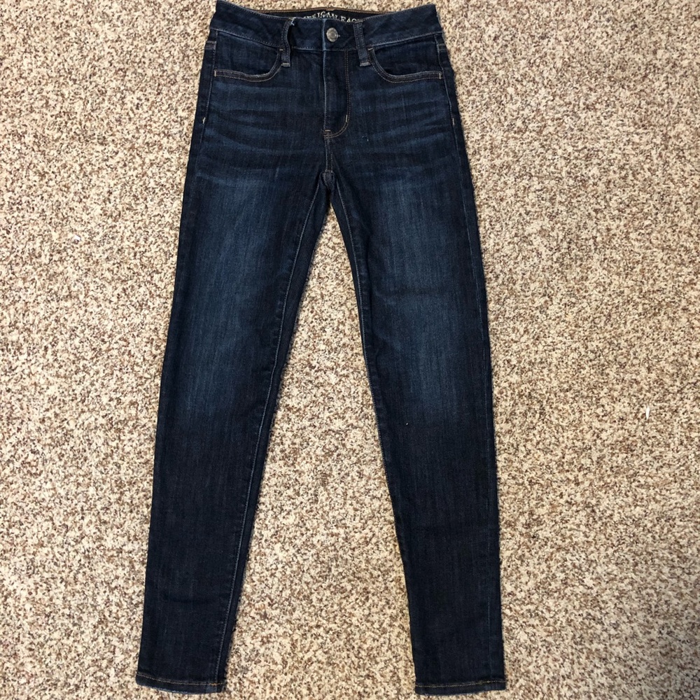 dark wash American Eagle jeans